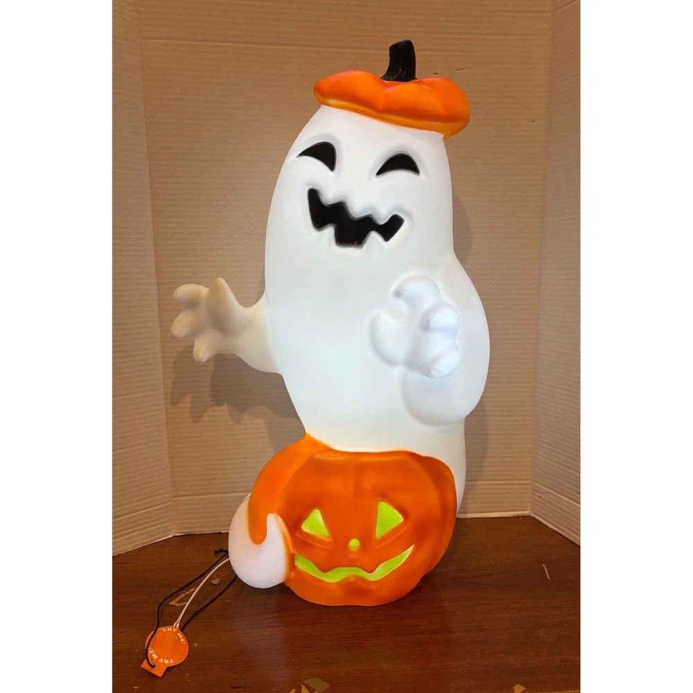 Target Halloween Ghost Blow Mold Light Up Pumpkin Hat Decor 23 Inch 240-43-2967